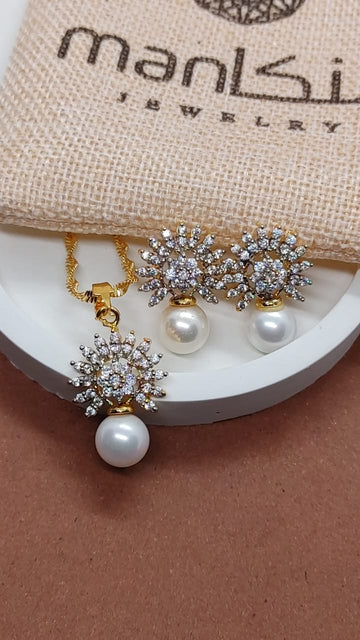 💎Diamond Cut Zircon Locket Set | 22K Gold Polish | MK-719