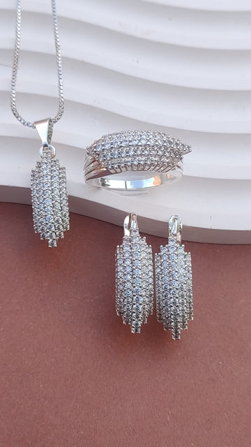Locket set in Diamond Cut & Zircons | 925 sterling silver| MK-952