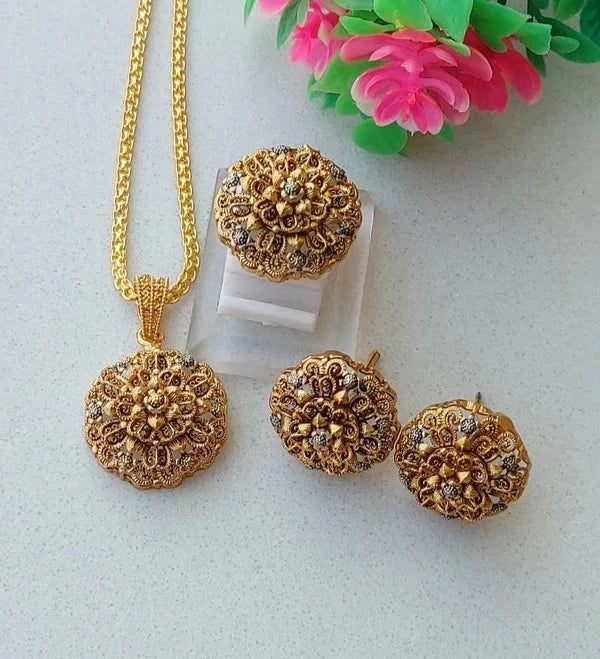 ⭐Top Seller | Real Gold Look - 22k Gold plated 3D Locket set | RP-643