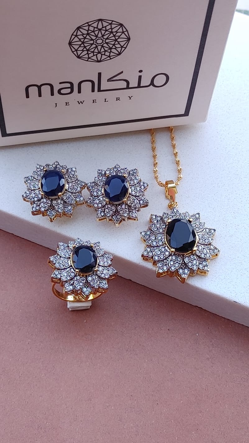 4 Colors | Handmade Locket set in Diamond Cut & Zircons | 22K Gold Plated | MK-096