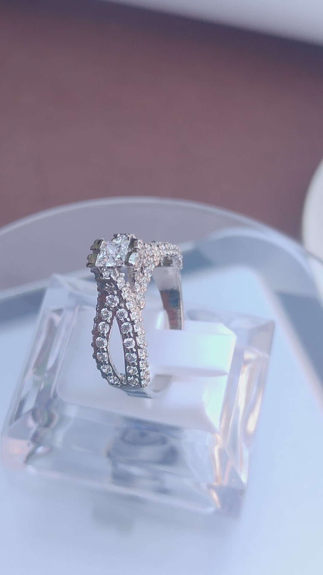 925 SILVER STERLING RING WITH MOISSANITE DIAMOND - s29