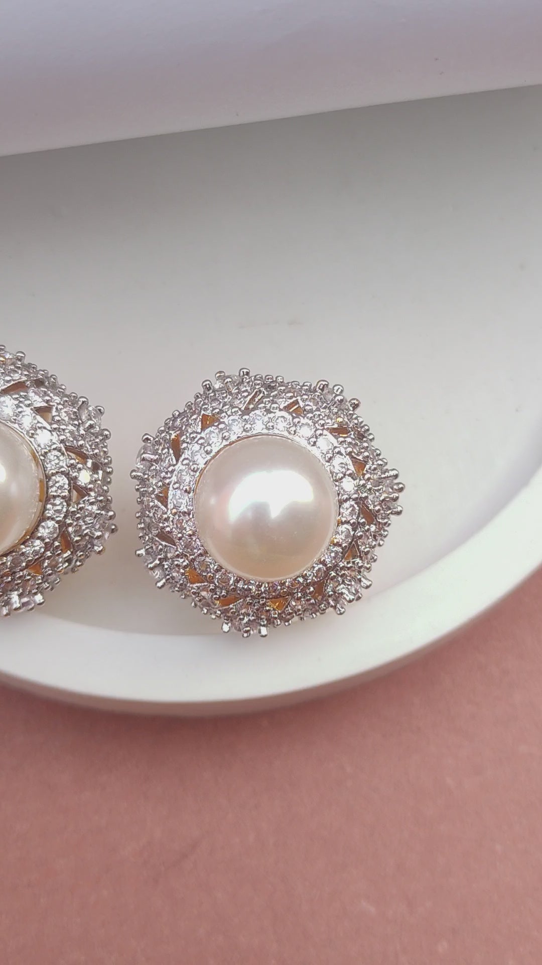 💎Diamond-Cut Zircon | Judao earring | 22K Gold Plating | ME-879