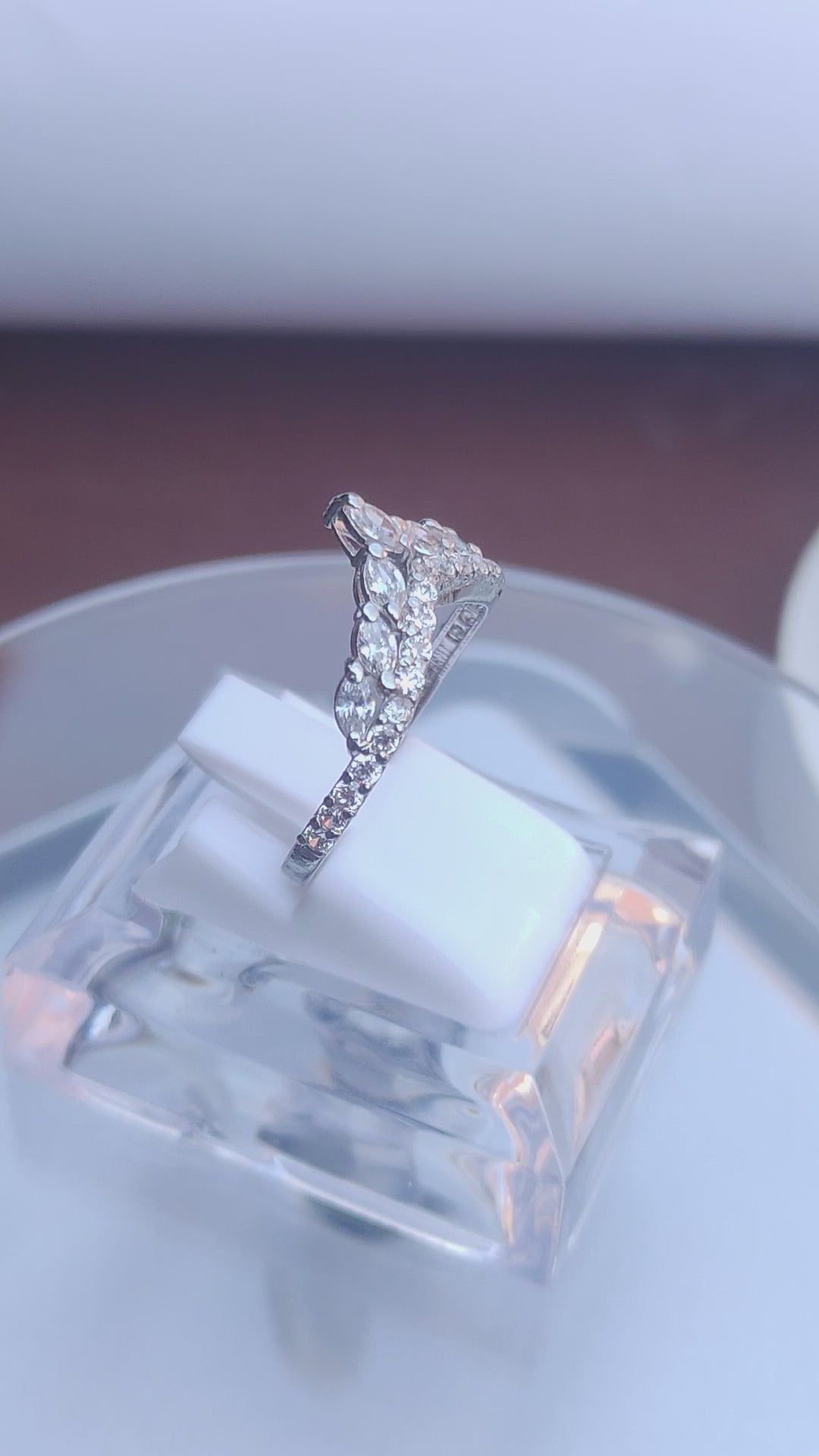 925 SILVER STERLING WITH MOISSANITE DIAMOND - s20
