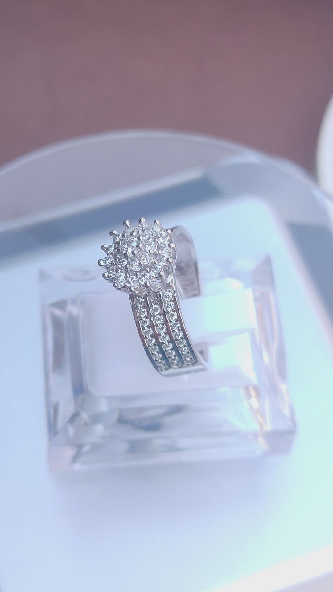 925 SILVER STERLING RING WITH MOISSANITE DIAMOND - s27