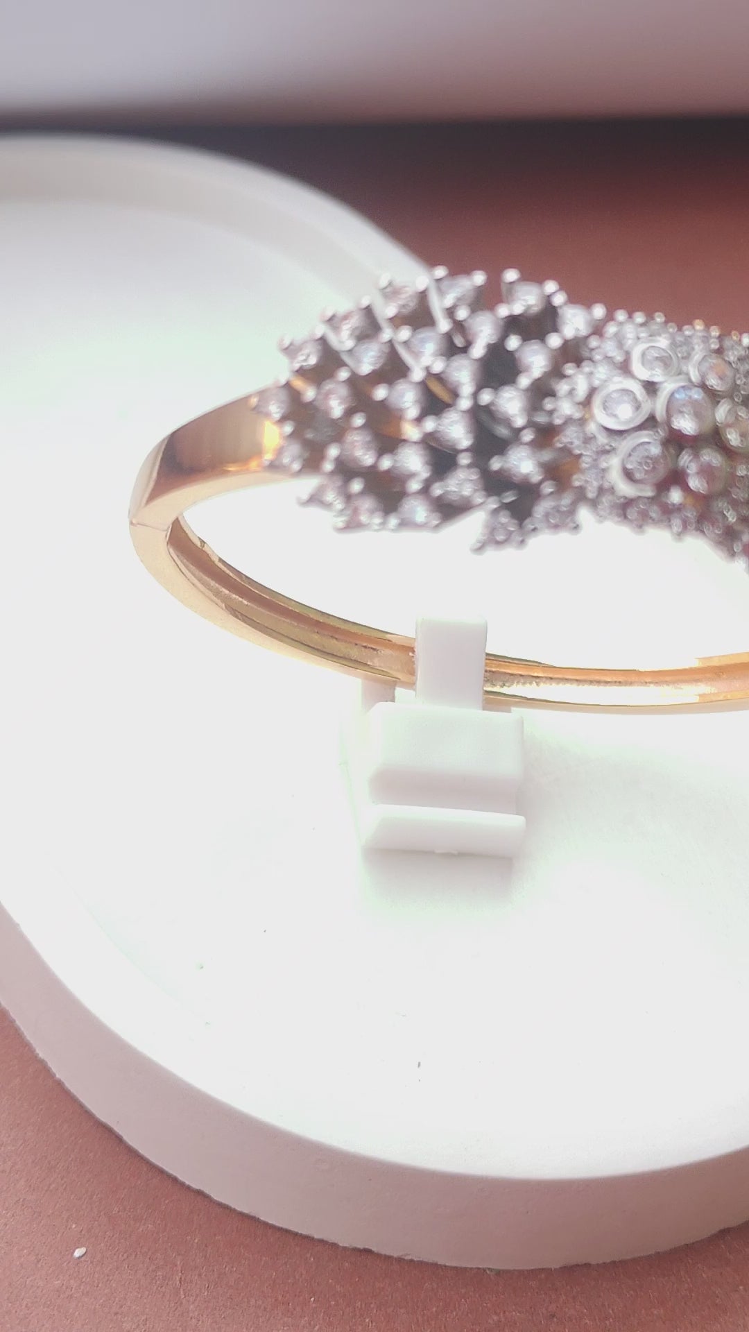 Kara -22 k gold plated | Openable | Imported | MB-701