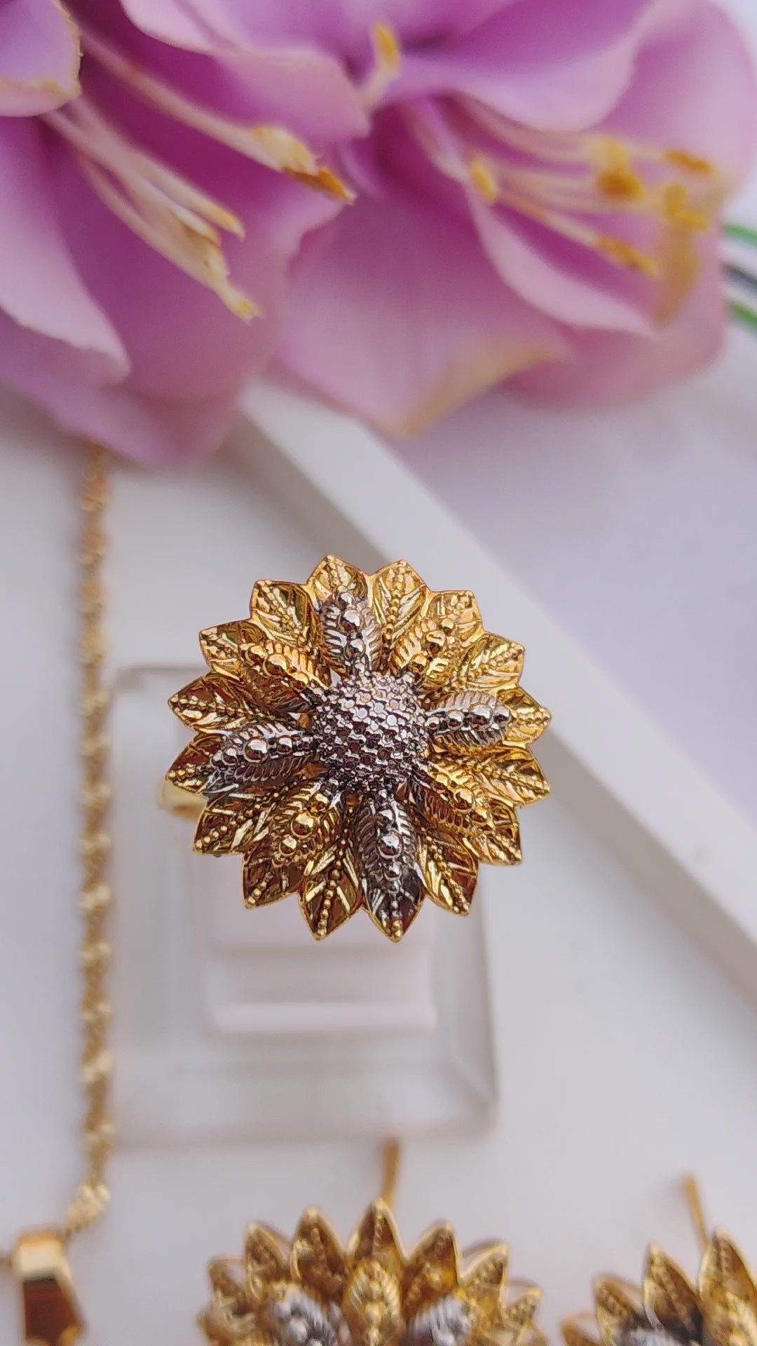 Locket set in Diamond Cut & Zircons | 22K Gold Polish|RP/ MK-855