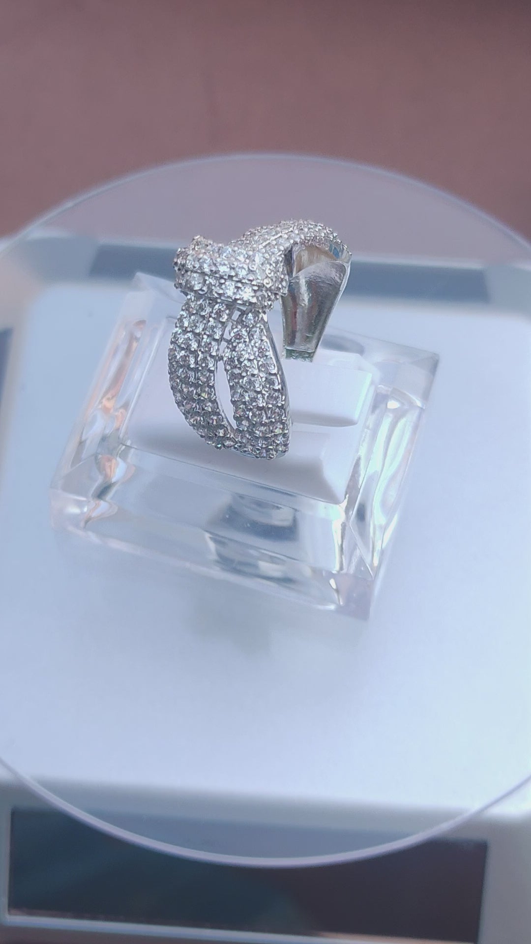 925 SILVER STERLING WITH MOISSANITE DIAMOND - s33