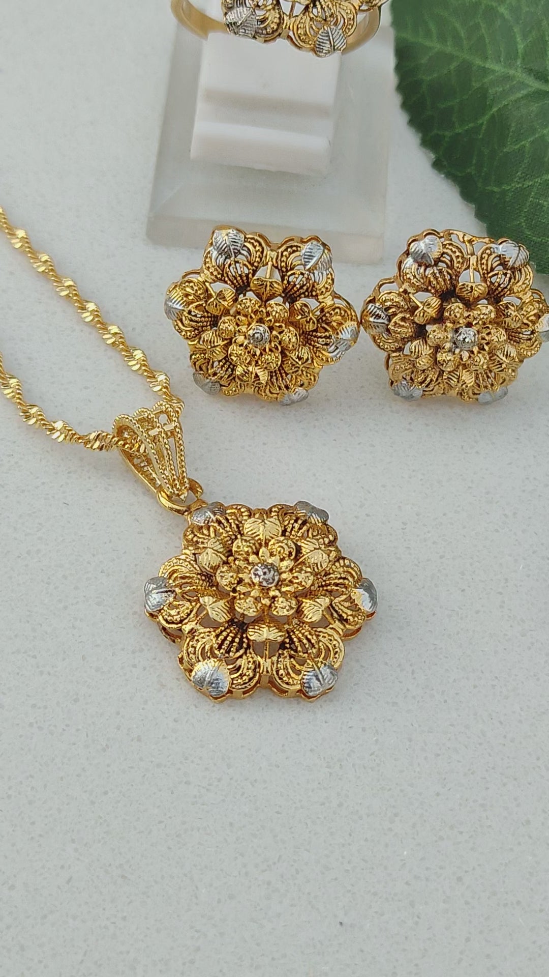 Real Gold Look | 22k Gold Plated Locket Set | RP-348