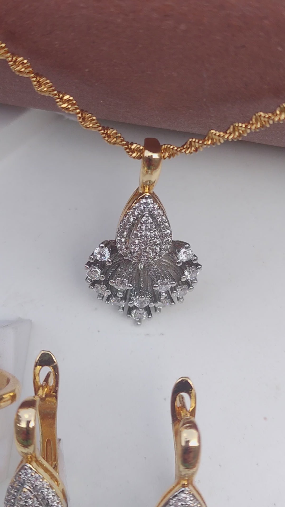 💎Diamond Cut Zircon Locket Set | 22K Gold Plated | MK-801