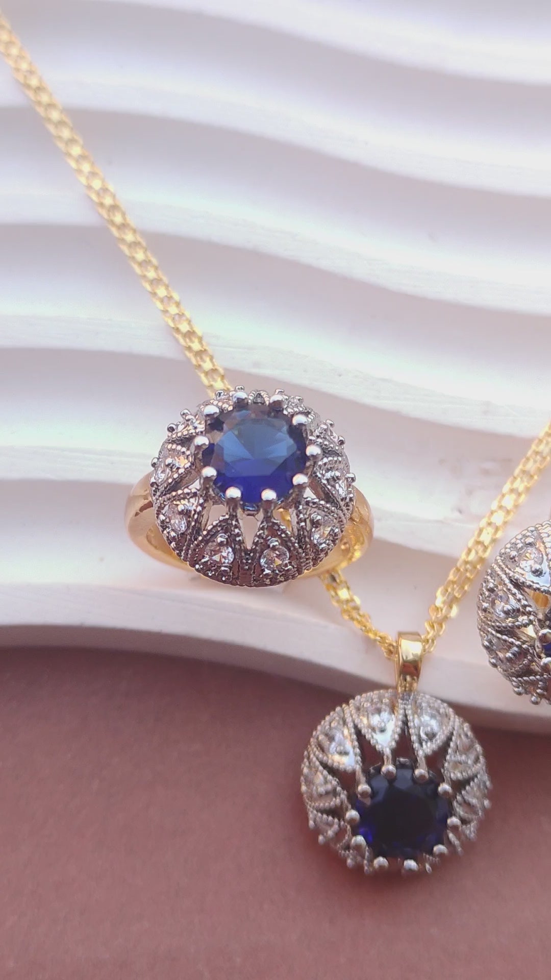 ⚡ |  💎Diamond Cut Zircon Locket Set | 22K Gold Polish (3Yrs. Warranty) | MK-091