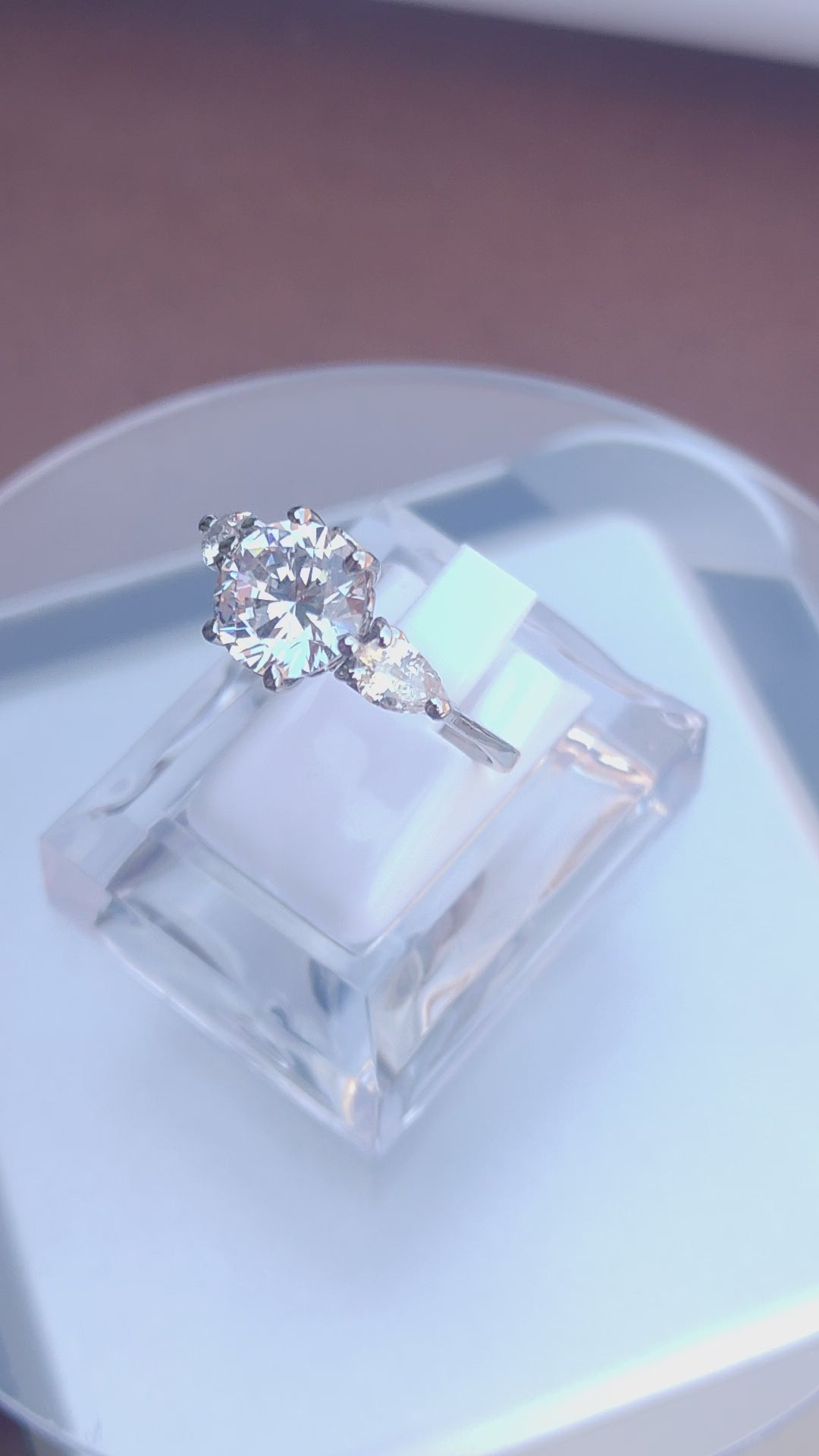 925 SILVER STERLING RING WITH MOISSANITE DIAMOND - s25