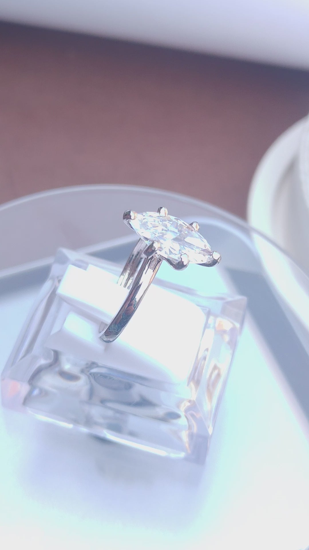 925 SILVER STERLING RING WITH MOISSANITE DIAMOND - s22