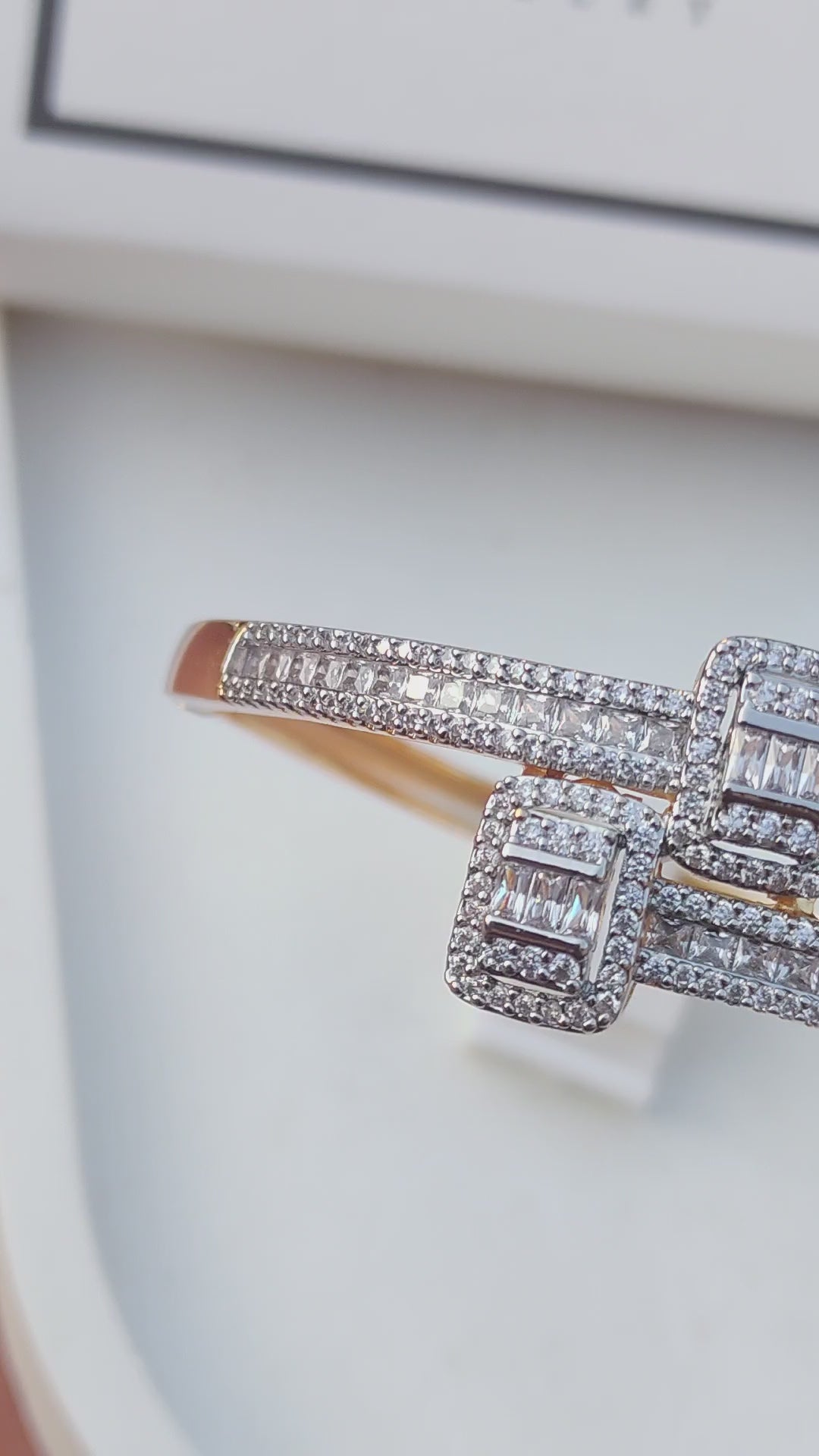 Kara -22 k gold plated | Openable | Imported | MB-799