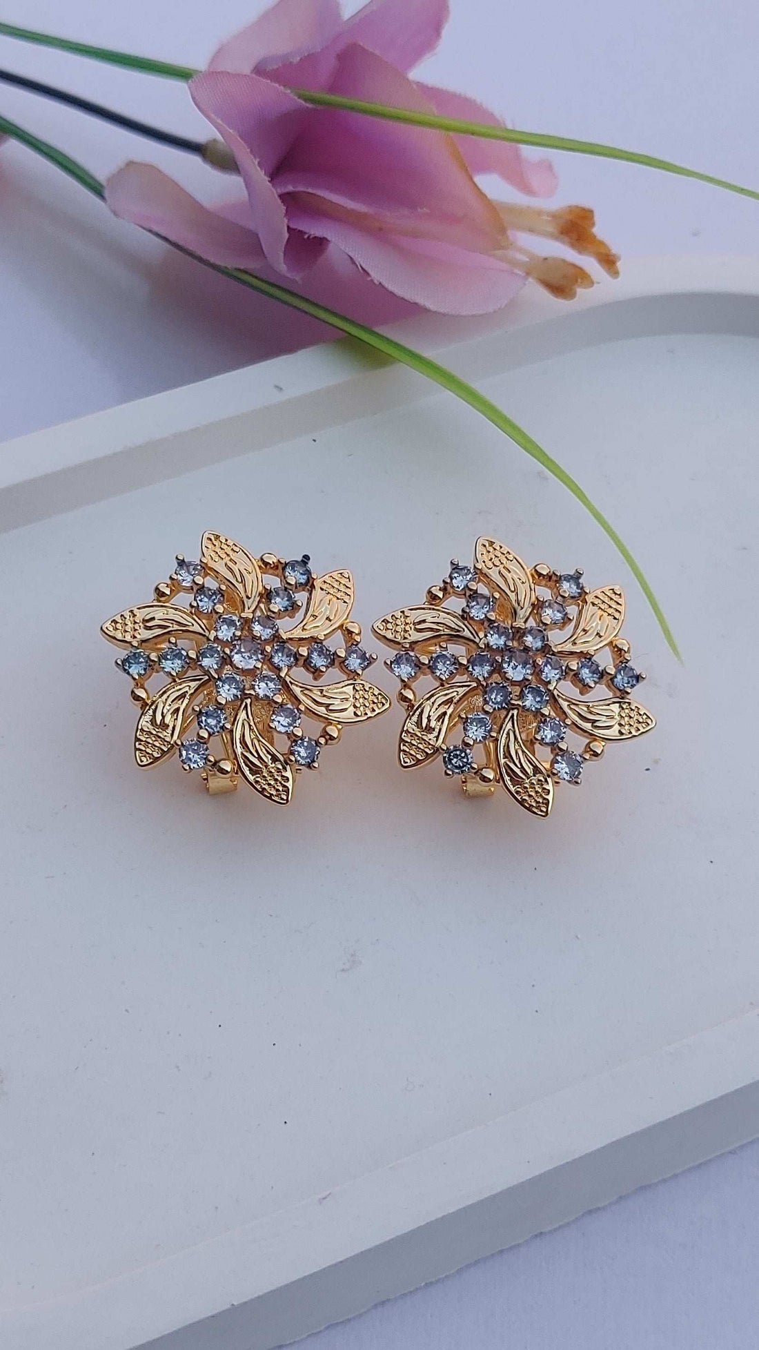 Diamond Cut Zircon Judao Studs 18 K Gold Polish Hand Made | ME-824
