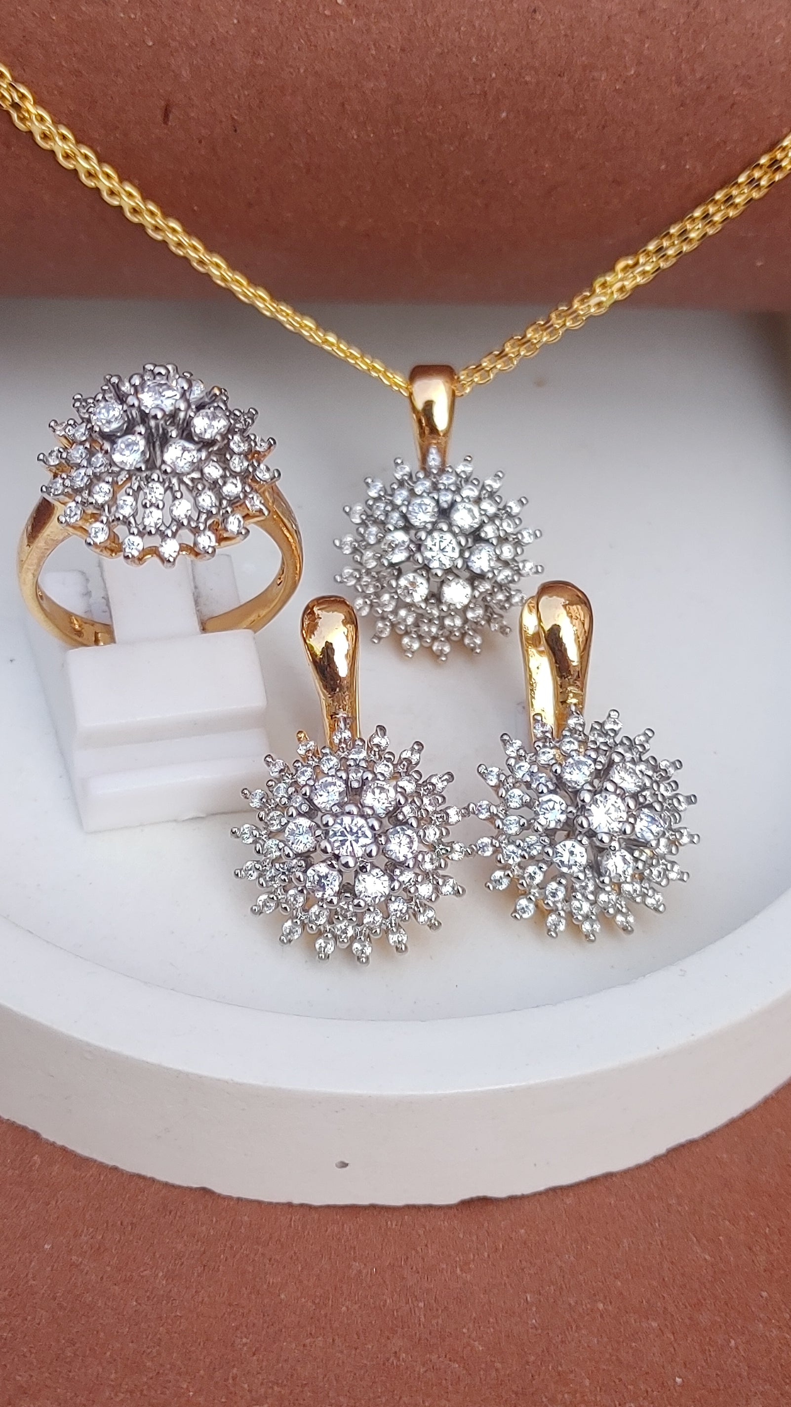 💎Diamond Cut Zircon Locket Set | 22K Gold Polish (3Yrs. Warranty) | MK-385