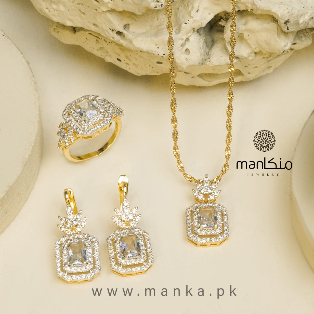 Diamond Cut Zircon Judao locket set 22 K Gold Polish Hand Made | ME-999