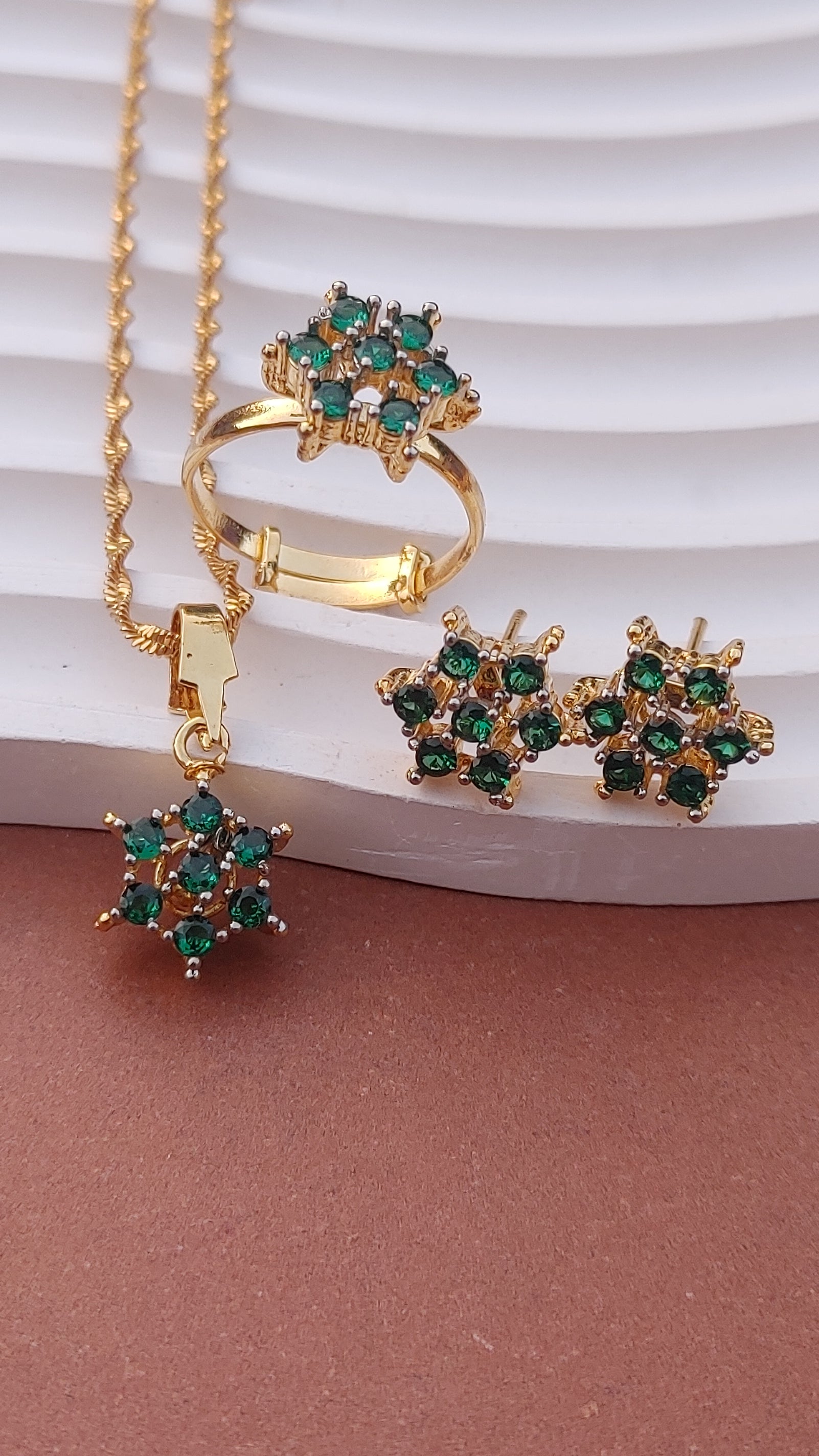 5 colours / Hand Carved Locket set | 22k Gold plated (3 yr. Warranty) | MK-723