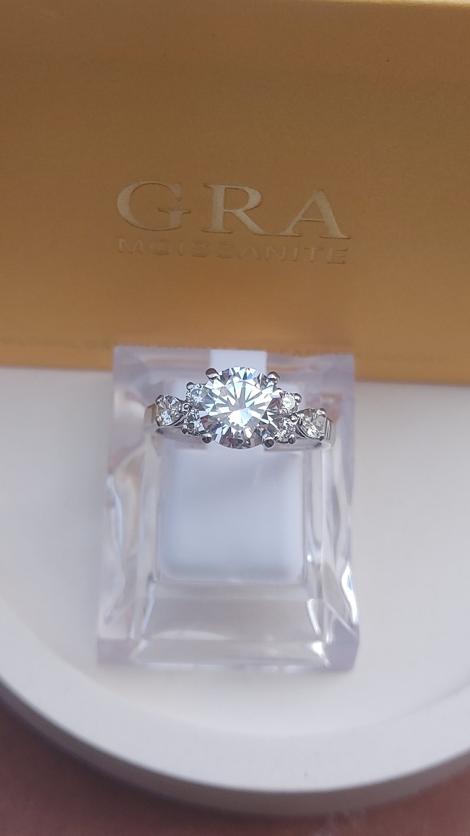 925 SILVER STERLING WITH MOISSANITE DIAMOND - s32