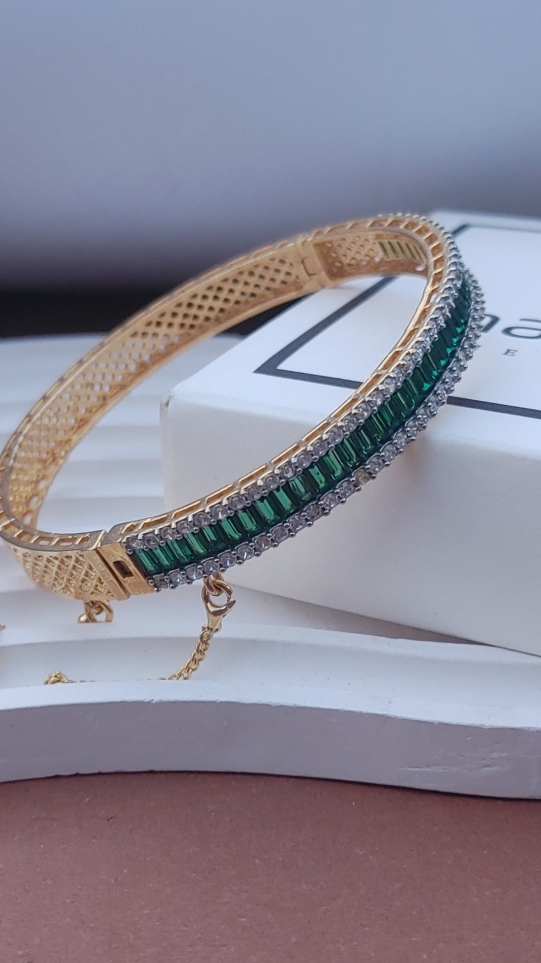 Kara 22K Gold Plated | Openable |4 colors | MB-779