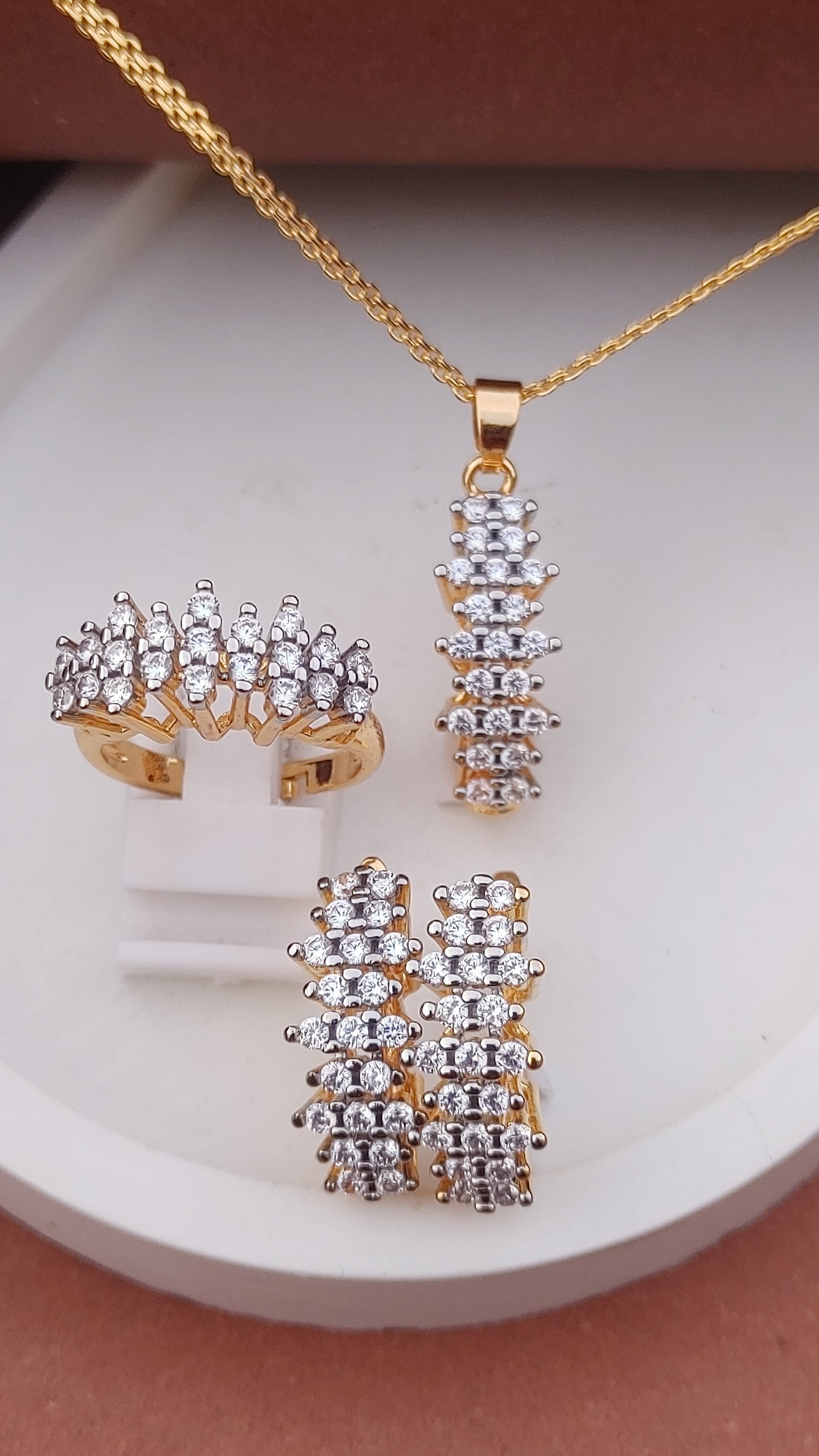 💎Diamond Cut Zircon Locket Set | 22K Gold Polish (3Yrs. Warranty) | MK-381