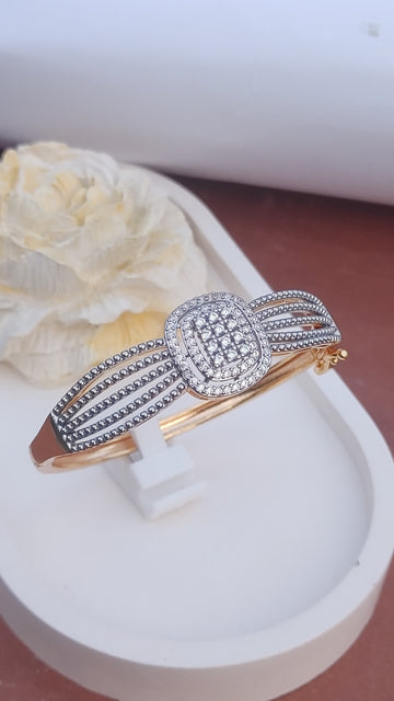 Kara -22 k gold plated | Openable | Imported | MB-799
