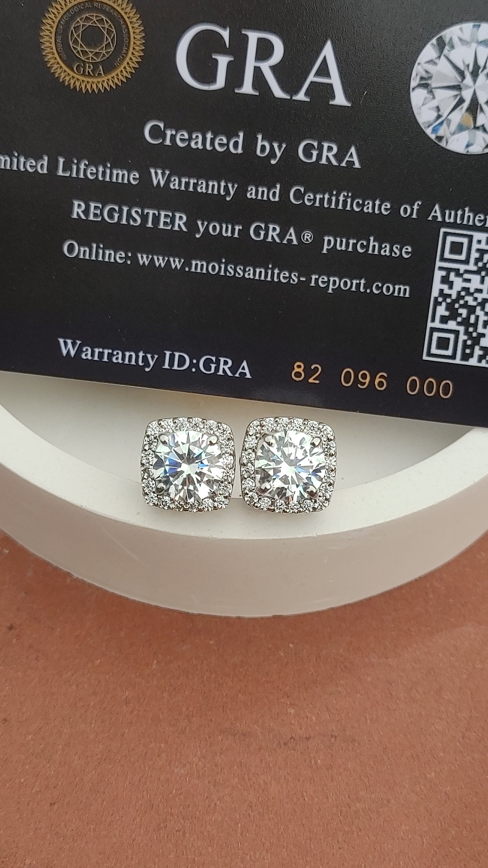 925 SILVER STERLING EARRINGS WITH MOISSANITE DIAMOND - s19