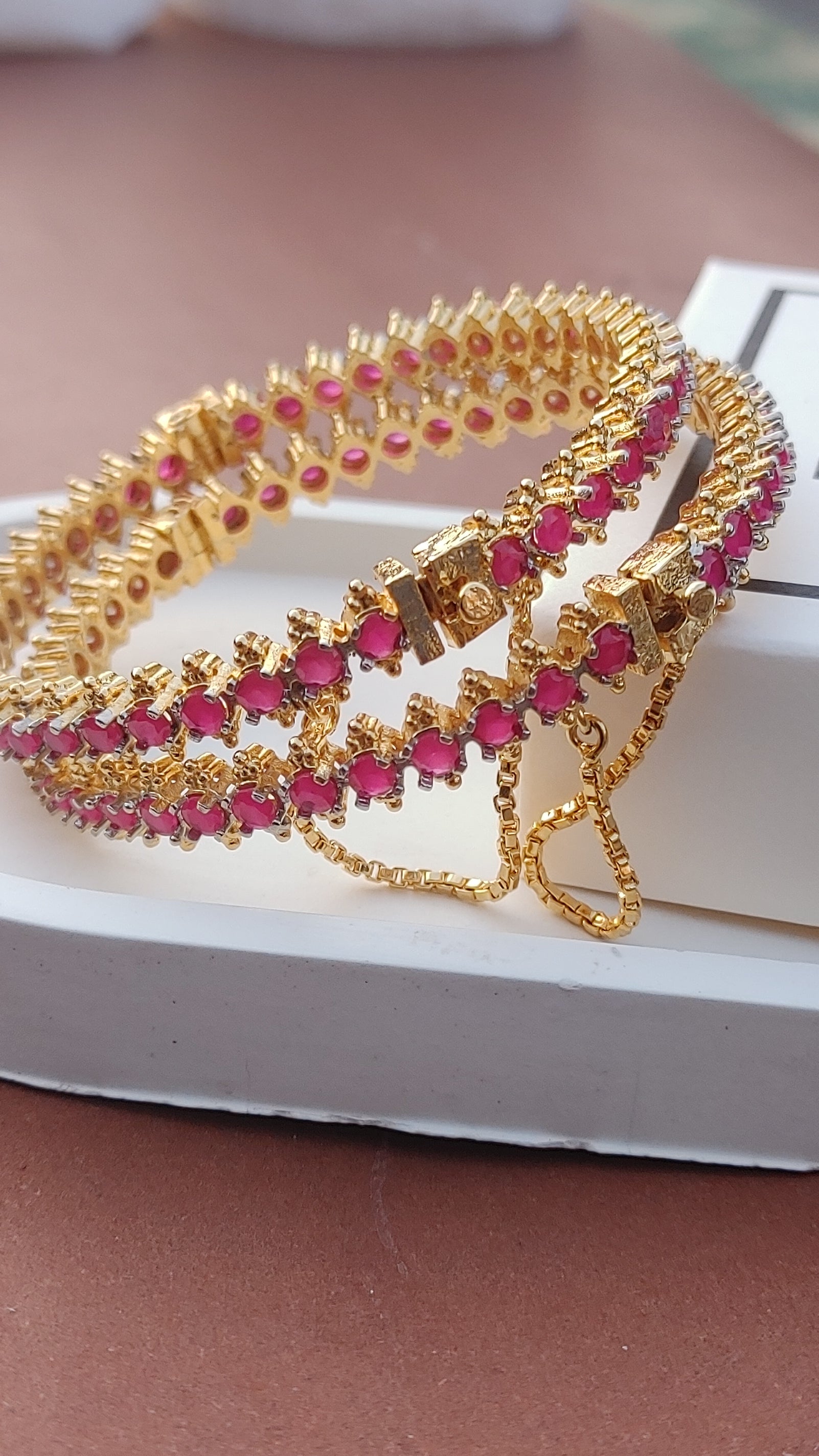 Kara 22K Gold Plated | Openable |4 colors | MB-778