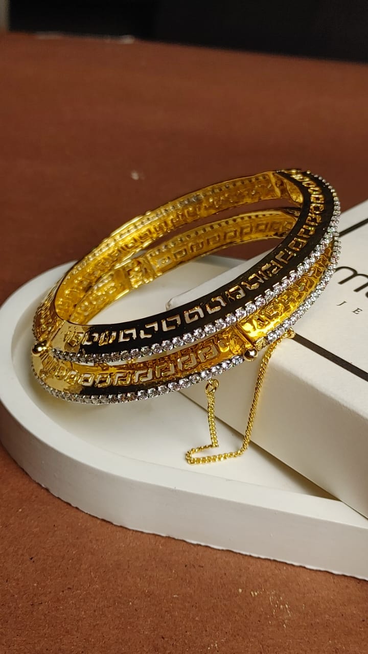 Kara 22K Gold Plated | Openable |4 colors | MB-777