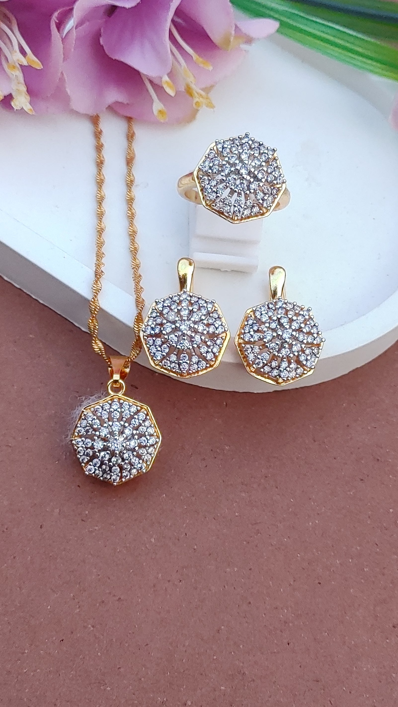 ⚡ | Diamond Cut Zircon Locket Set | 22K Gold Polish (3Yrs. Warranty) | MK-0321