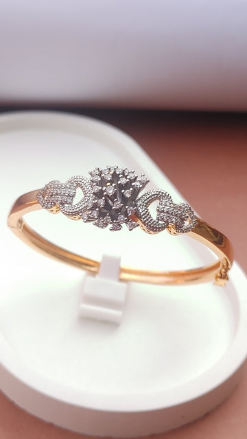 Kara -22 k gold plated | Openable | Imported | MB-700