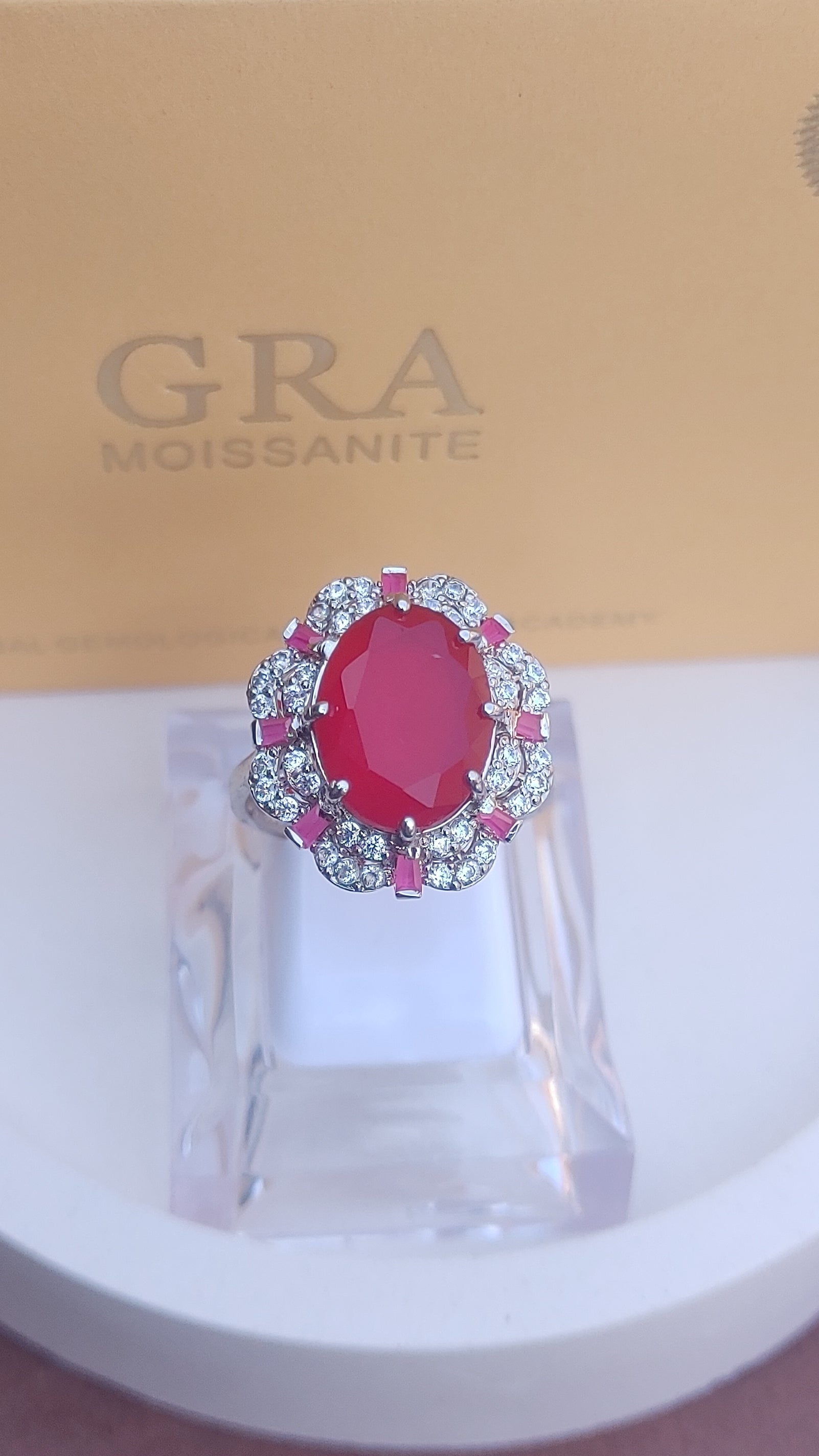 925 SILVER STERLING RING WITH MOISSANITE DIAMOND - s17
