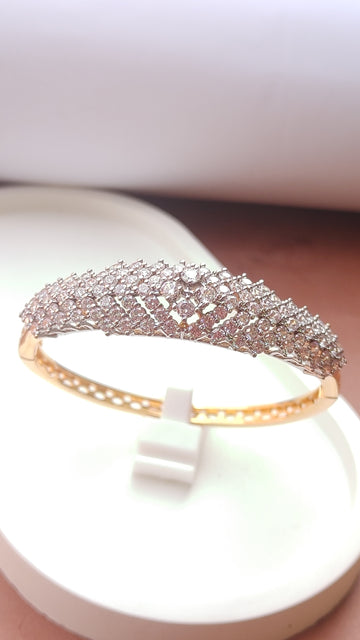 Kara -22 k gold plated | Openable | Imported | MB-713