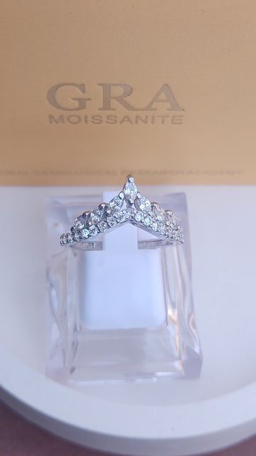925 SILVER STERLING WITH MOISSANITE DIAMOND - s20