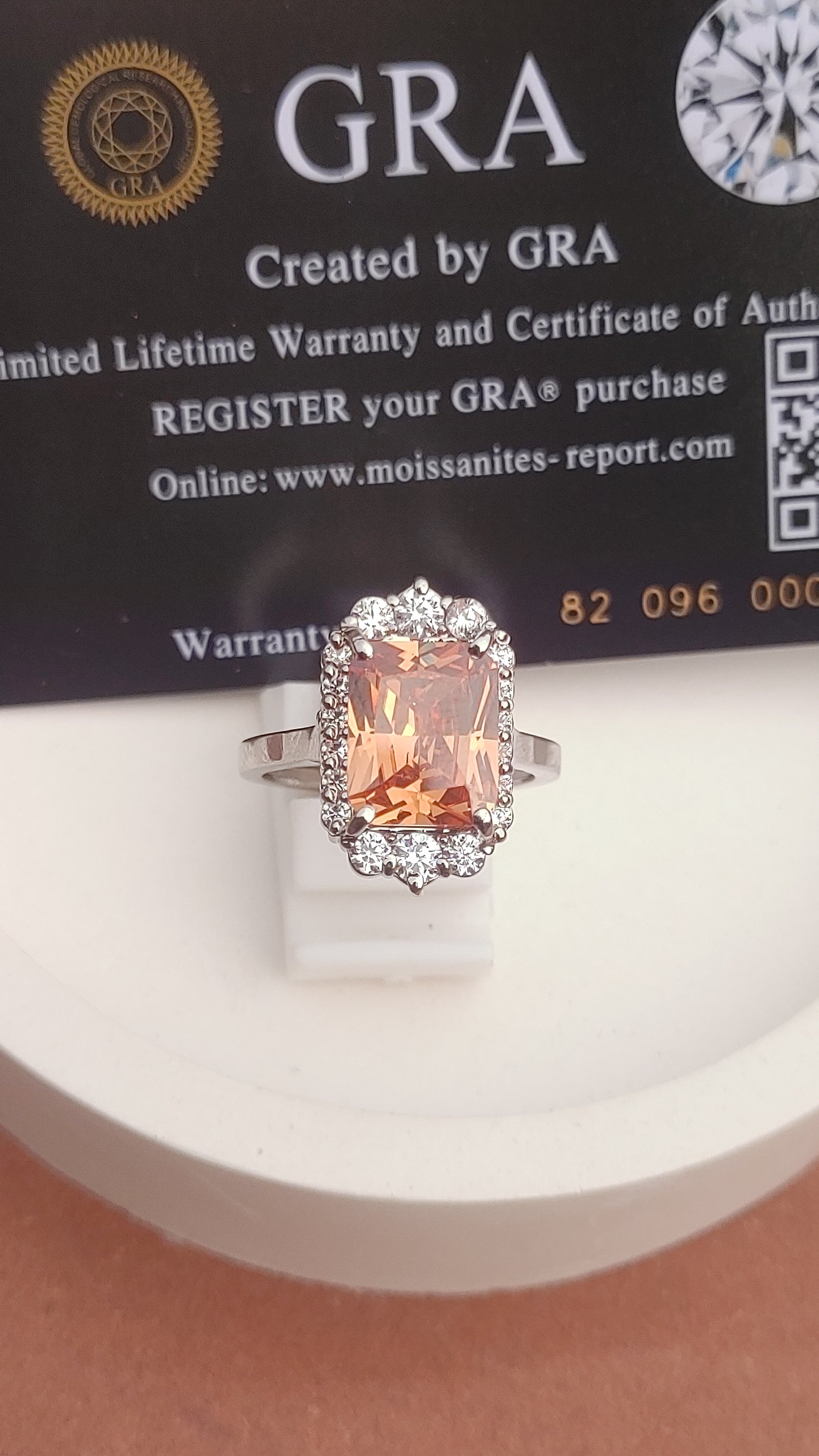 925 SILVER STERLING RING WITH MOISSANITE DIAMOND - s09